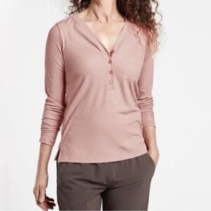 Athleta Long Sleeve V-Neck Top - Light Pink